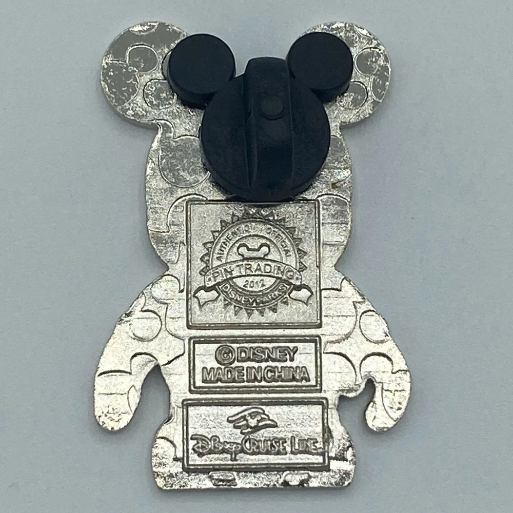 Disney 2012 Mickey Mouse Disney Cruise Line Official Trading Pin - Picture 3 of 5